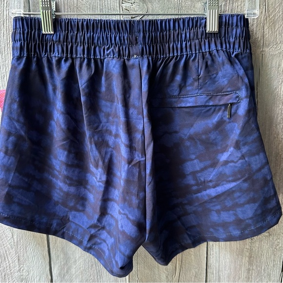NWT Women’s Kanu Surf Shorts “Harmony” In Navy Size 0 4” Inseam - Picture 2 of 8